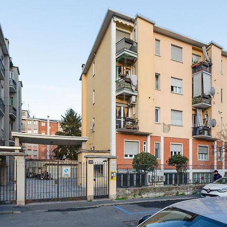 Affori M3 - Modern And Cozy Studio Milan Luaran gambar